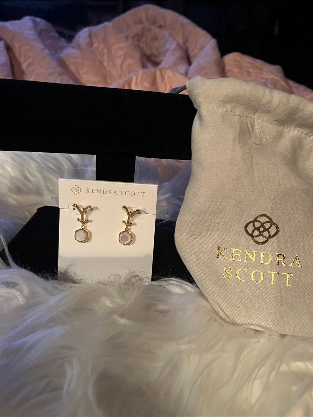 Kendra Scott branded pouch